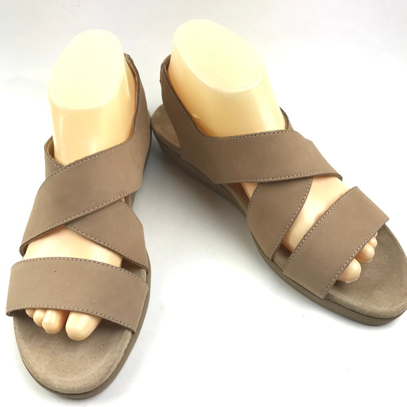 Rockport Sandal Comfort Size 10 Walking Strappy - Picture 2 of 8